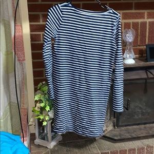 Straight long sleeve dress